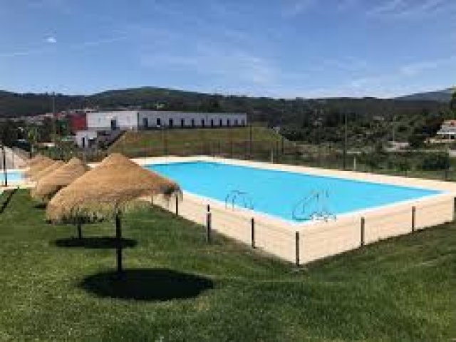 Piscina de Silvares